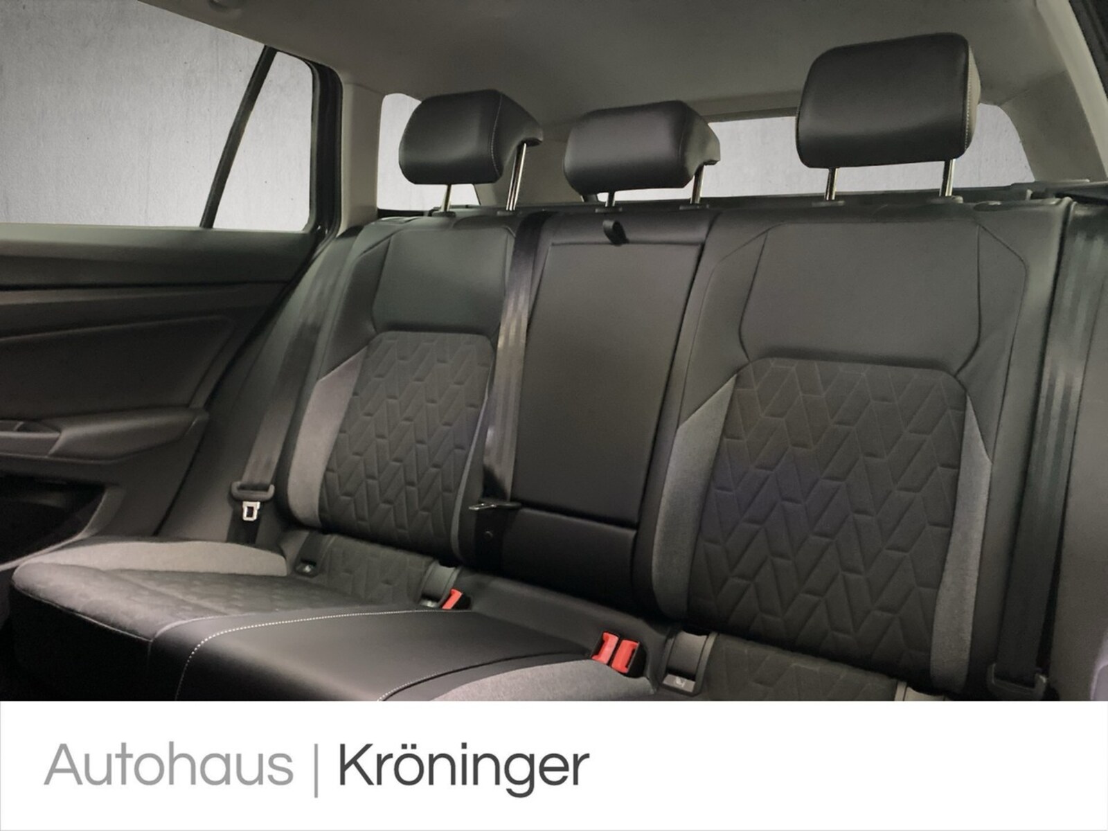 Volkswagen Golf Variant – Bild 10