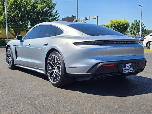 2025 Porsche Taycan