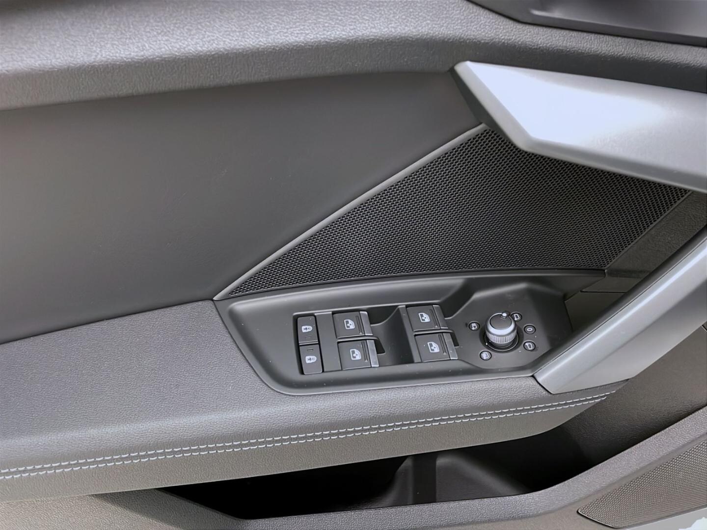 Bild über Audi A3 Sportback TDI Schaltgetriebe - für weitere Informationen kontaktieren Sie den Audi Partner