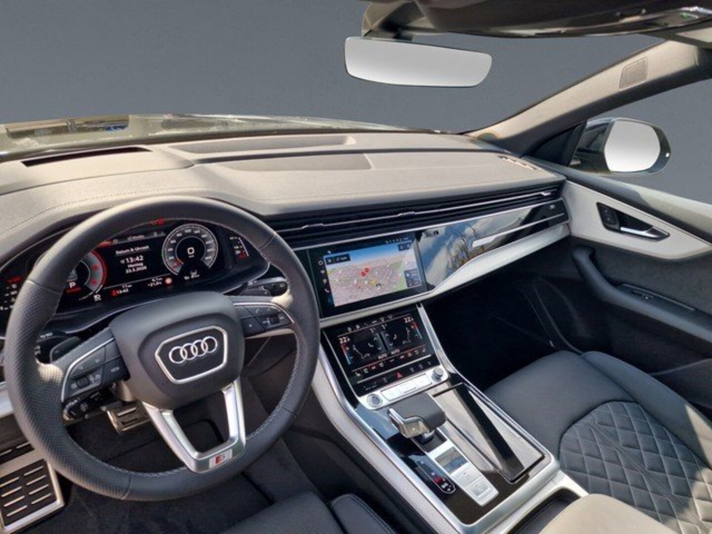 Bild über Audi Q8 SUV S line business TDI quattro 210 kW tiptronic - für weitere Informationen kontaktieren Sie den Audi Partner