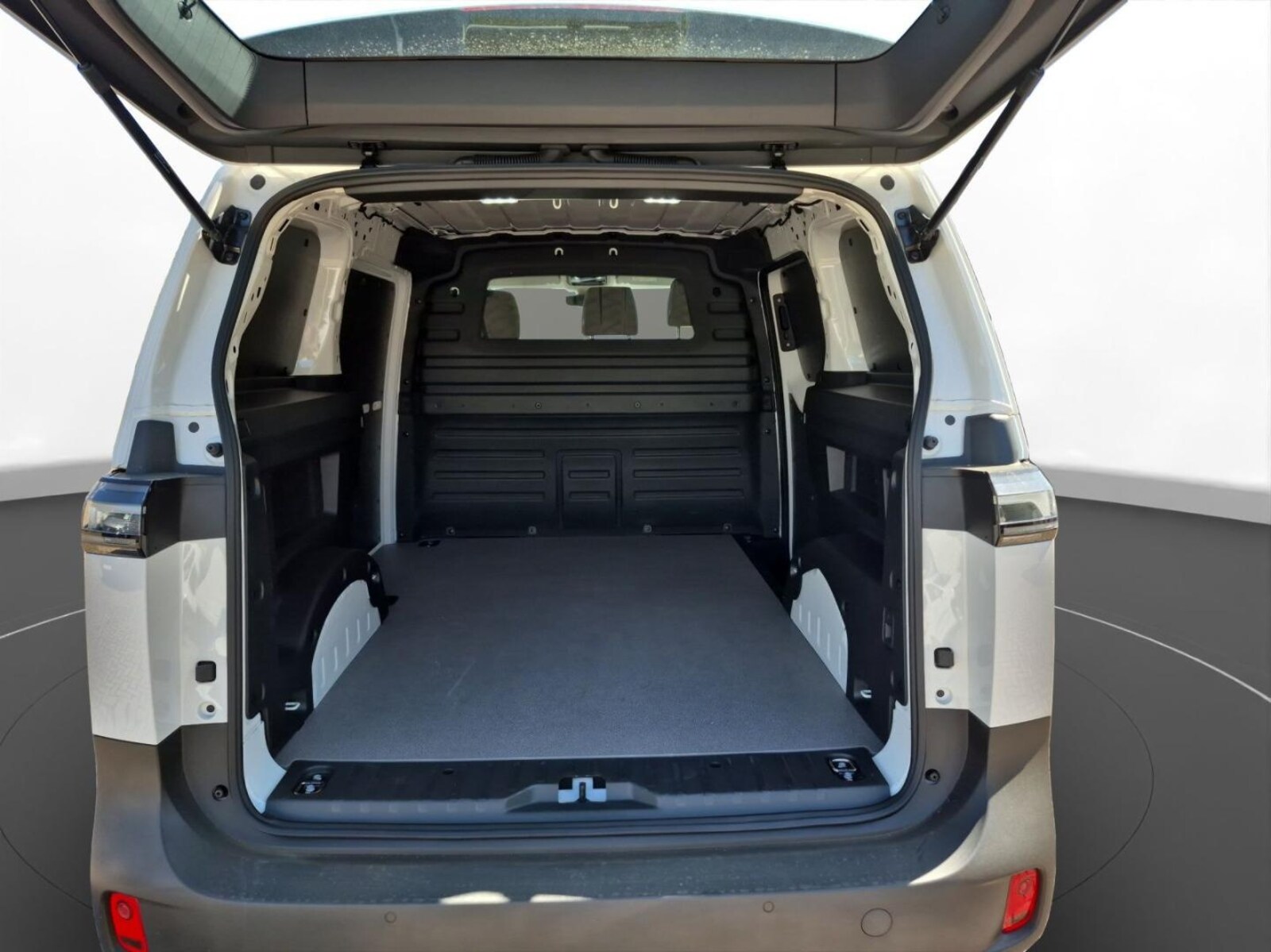 Volkswagen ID. Buzz Cargo – Bild 12