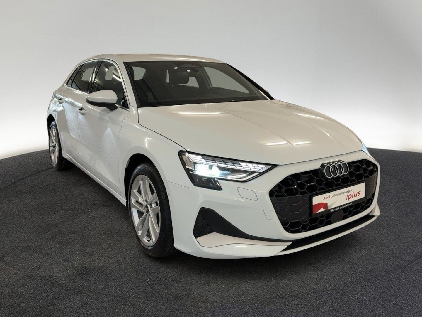 Bild über Audi A3 Sportback TDI S tronic - für weitere Informationen kontaktieren Sie den Audi Partner