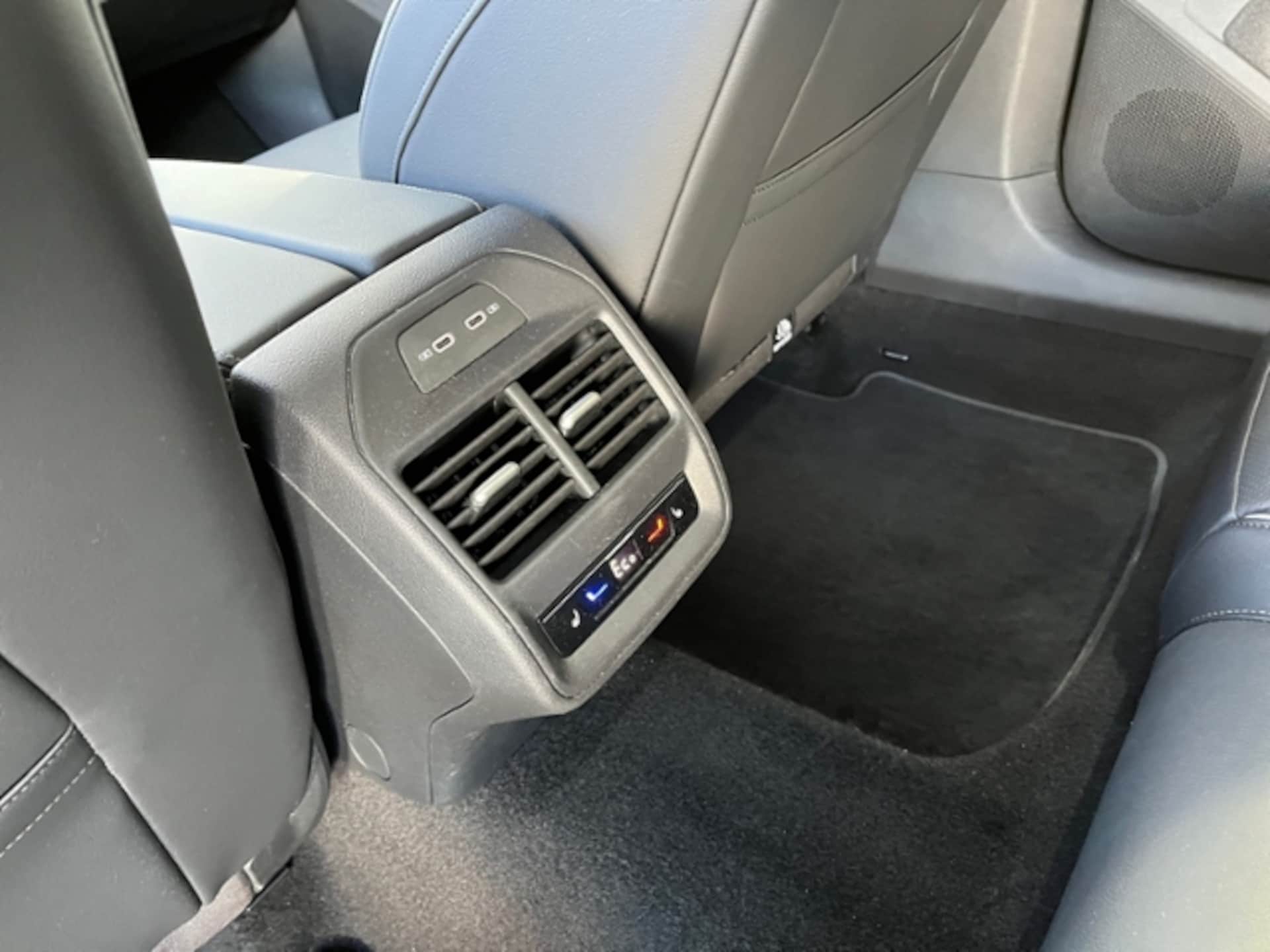 Volkswagen Passat Elegance