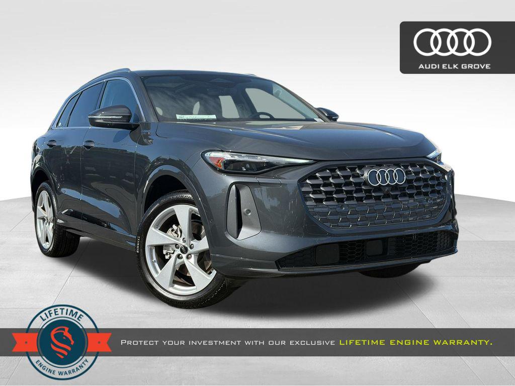 2025 Audi Q5 40 Premium Plus's photo