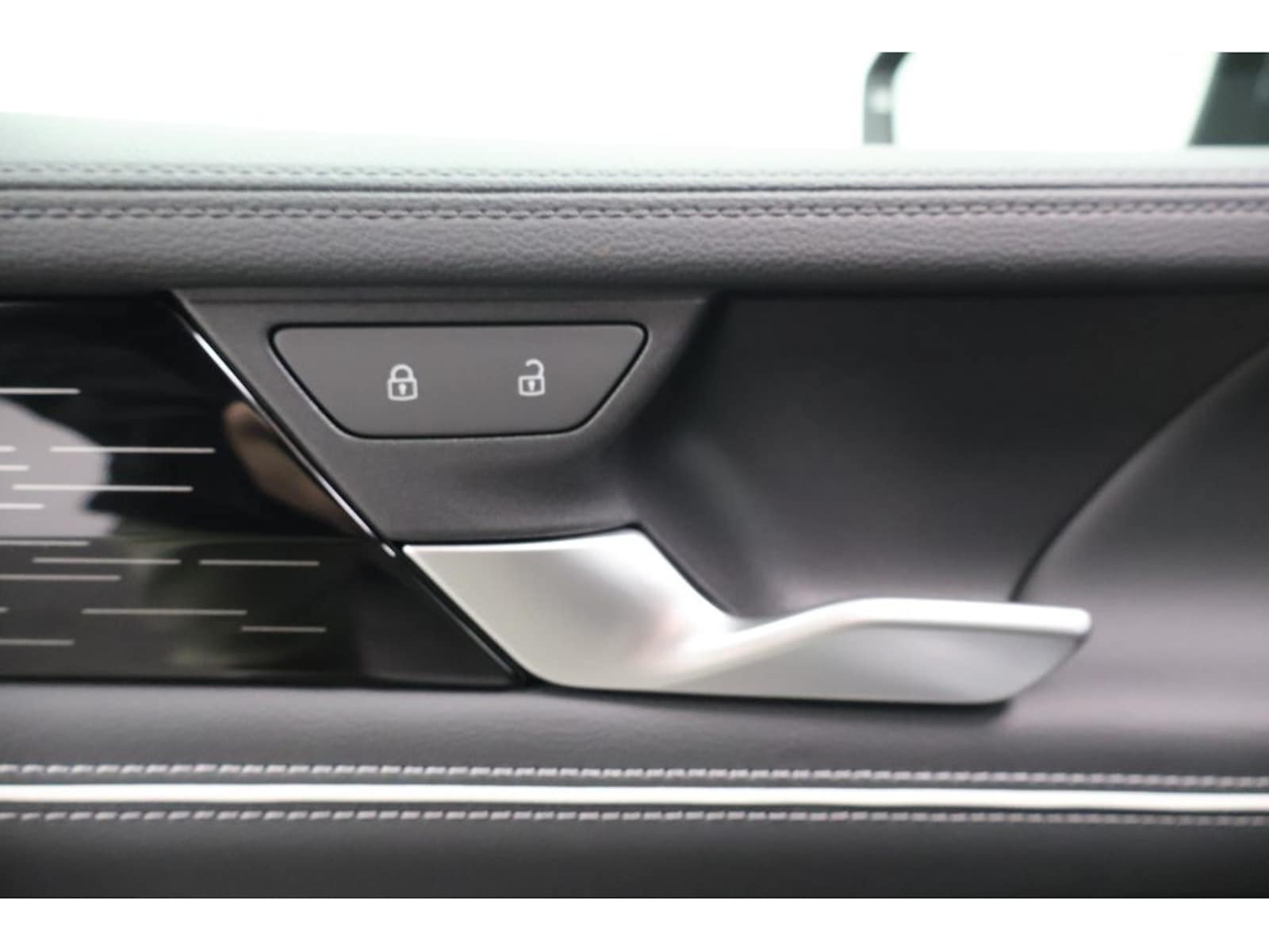 Volkswagen Passat – Bild 21