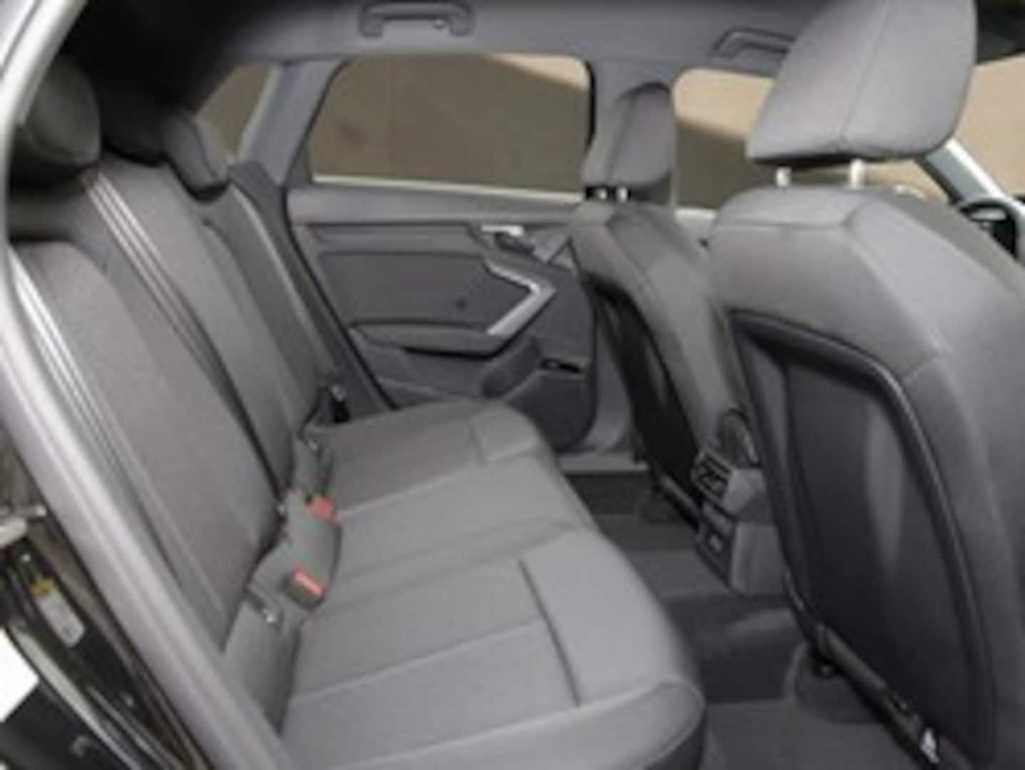 Bild über Audi A3 Sportback S line TFSI quattro 150 kW S tronic - für weitere Informationen kontaktieren Sie den Audi Partner