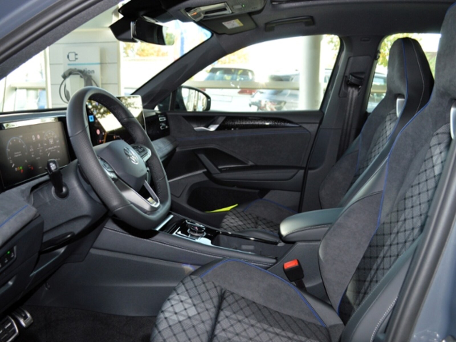 Volkswagen Tiguan – Bild 11