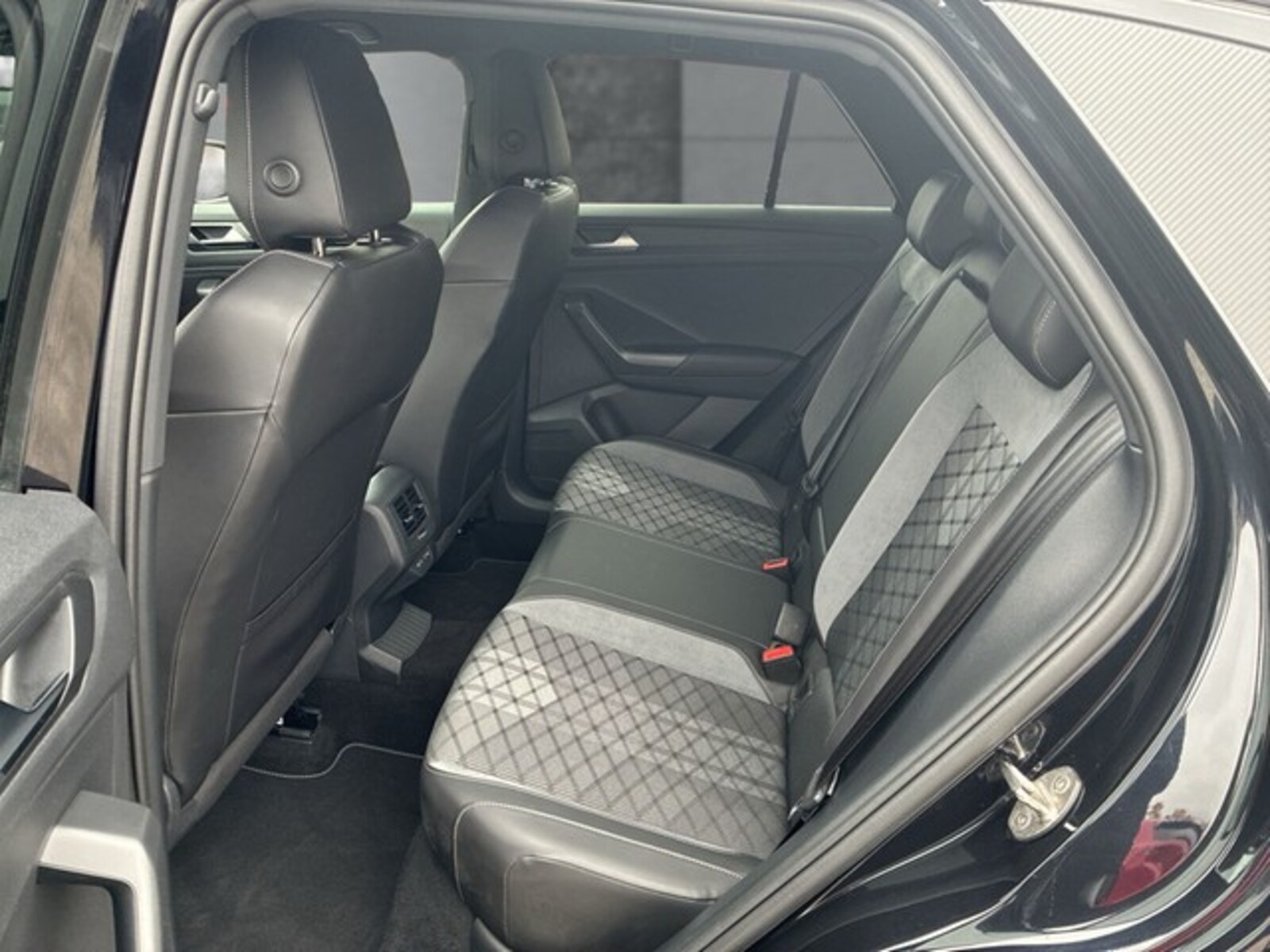 Volkswagen T-Roc – Bild 15