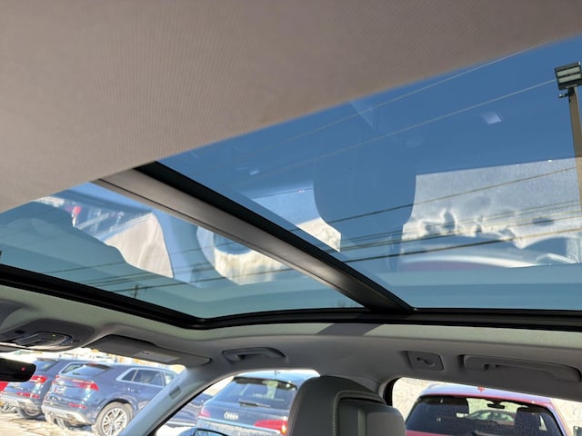 2023 Audi Q5 Premium Plus - Photo 11