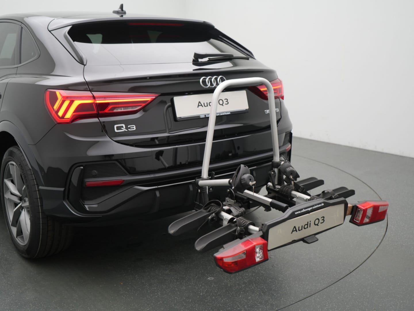 Bild über Audi Q3 Sportback S line 35 TFSI S tronic - für weitere Informationen kontaktieren Sie den Audi Partner