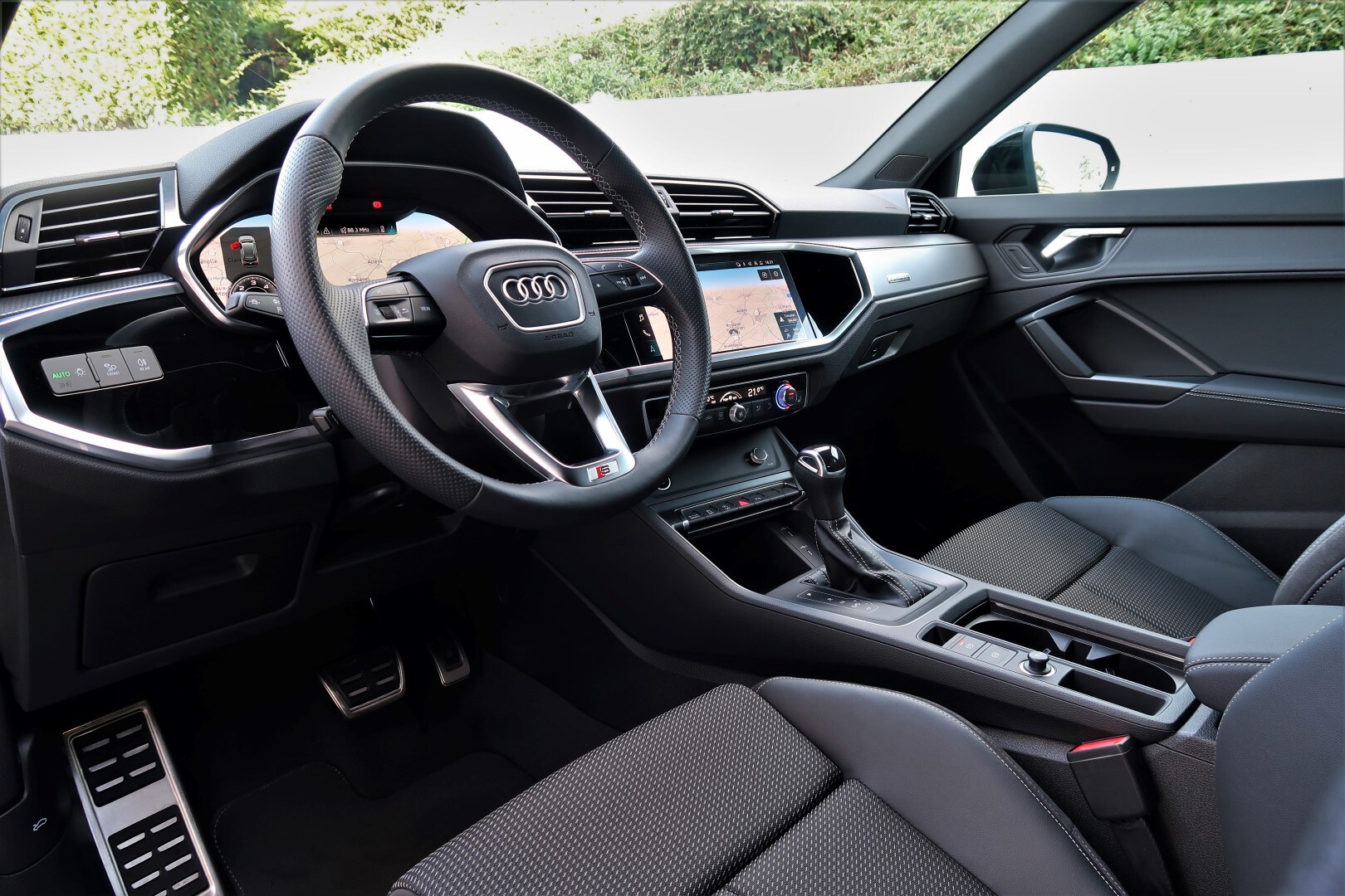 Image about Audi Q3 S line 40 TDI quattro 147 kW (200 PS) S tronic