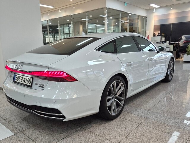 Audi A7 55 TFSI quattro Premium 250 340 kW hp S tronic 3