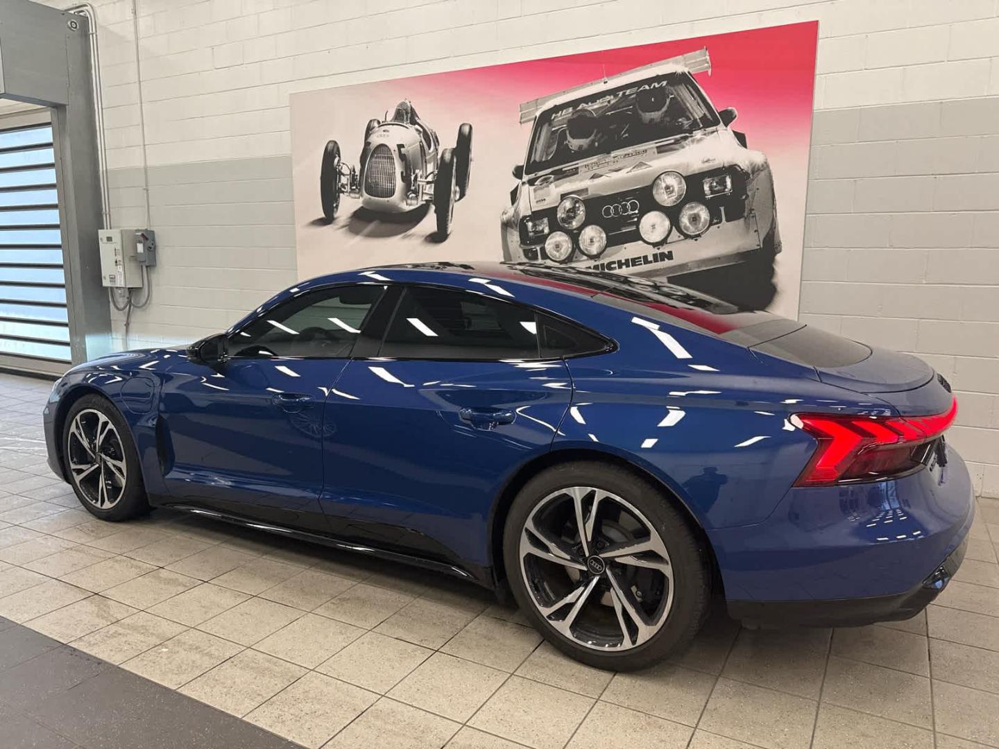 Certified 2024 Audi e-tron GT Premium Plus with VIN WAUCJBFW8R7004025 for sale in Naperville, IL