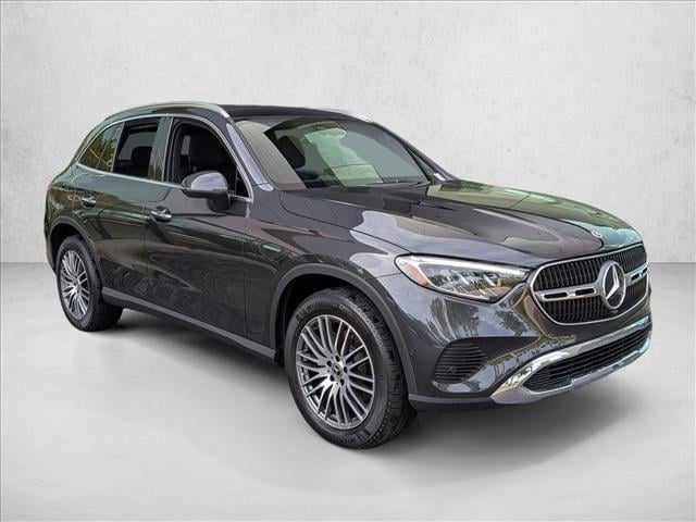 2025 Mercedes-Benz GLC 300