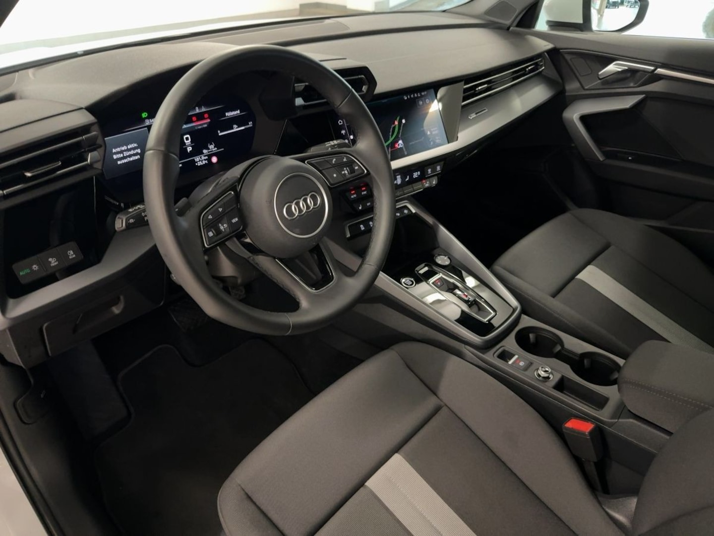 Bild über Audi A3 Sportback TDI S tronic - für weitere Informationen kontaktieren Sie den Audi Partner