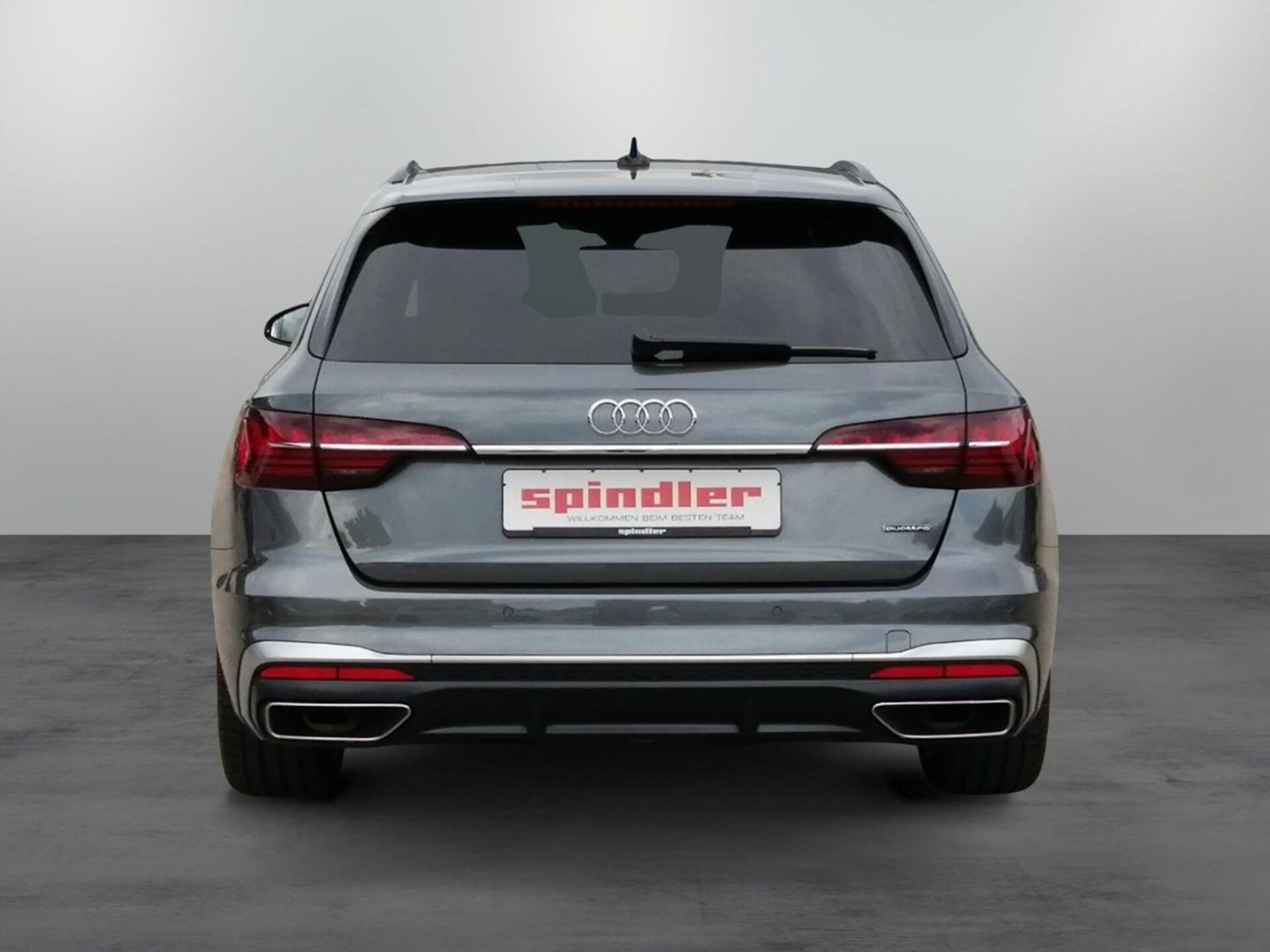 Audi A4 Avant S line