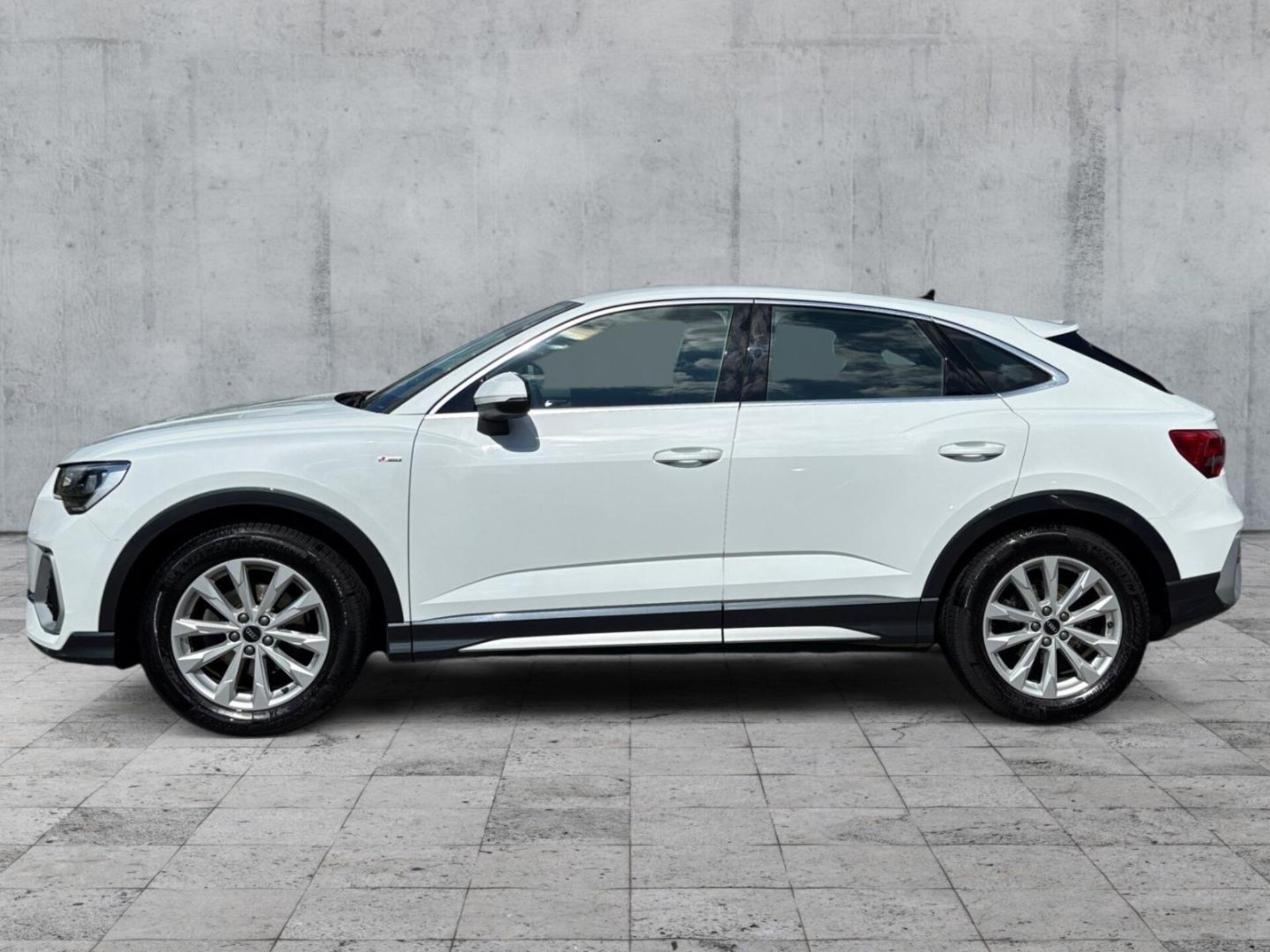 Audi Q3 Sportback S line