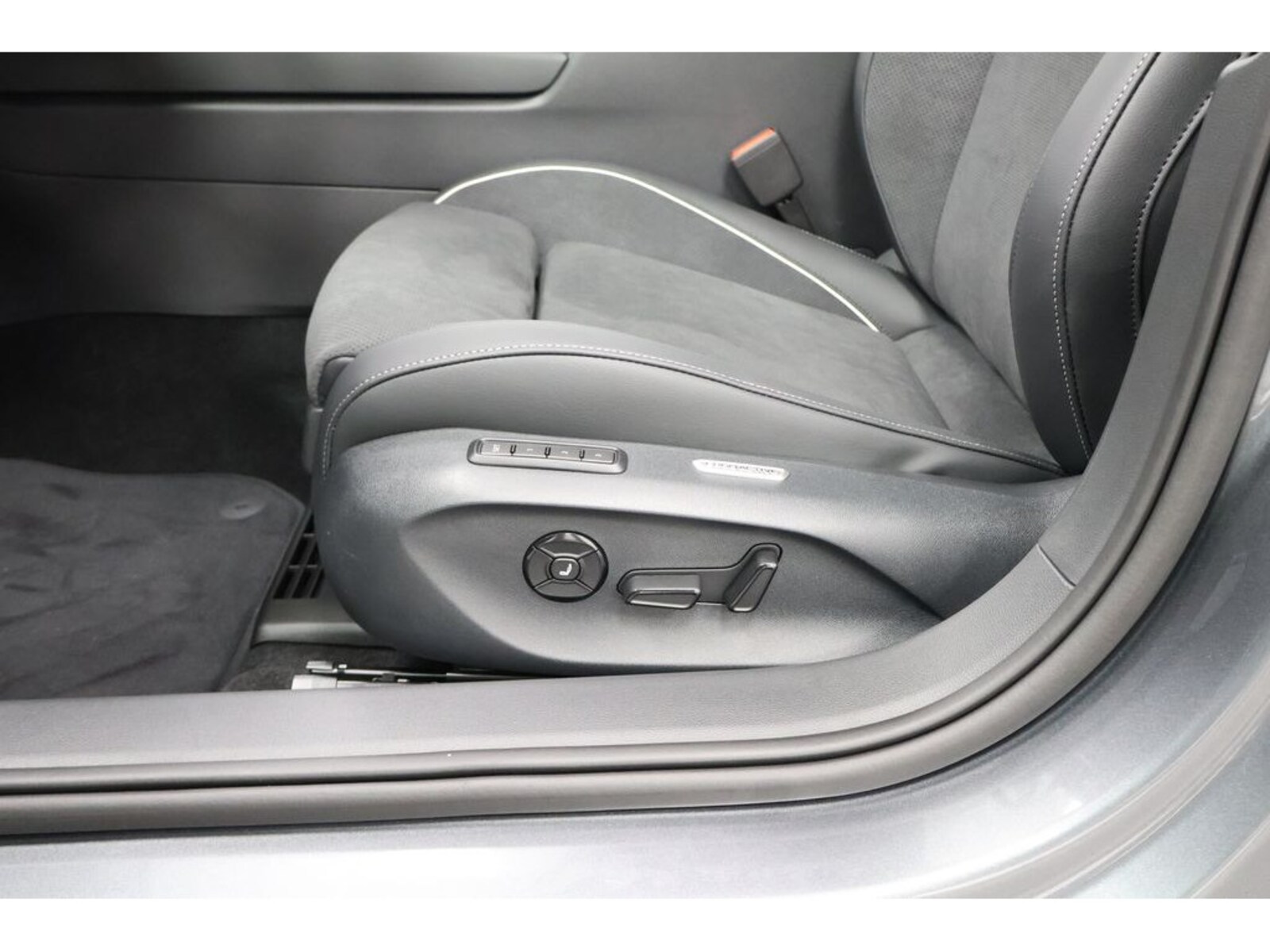 Volkswagen Passat – Bild 23