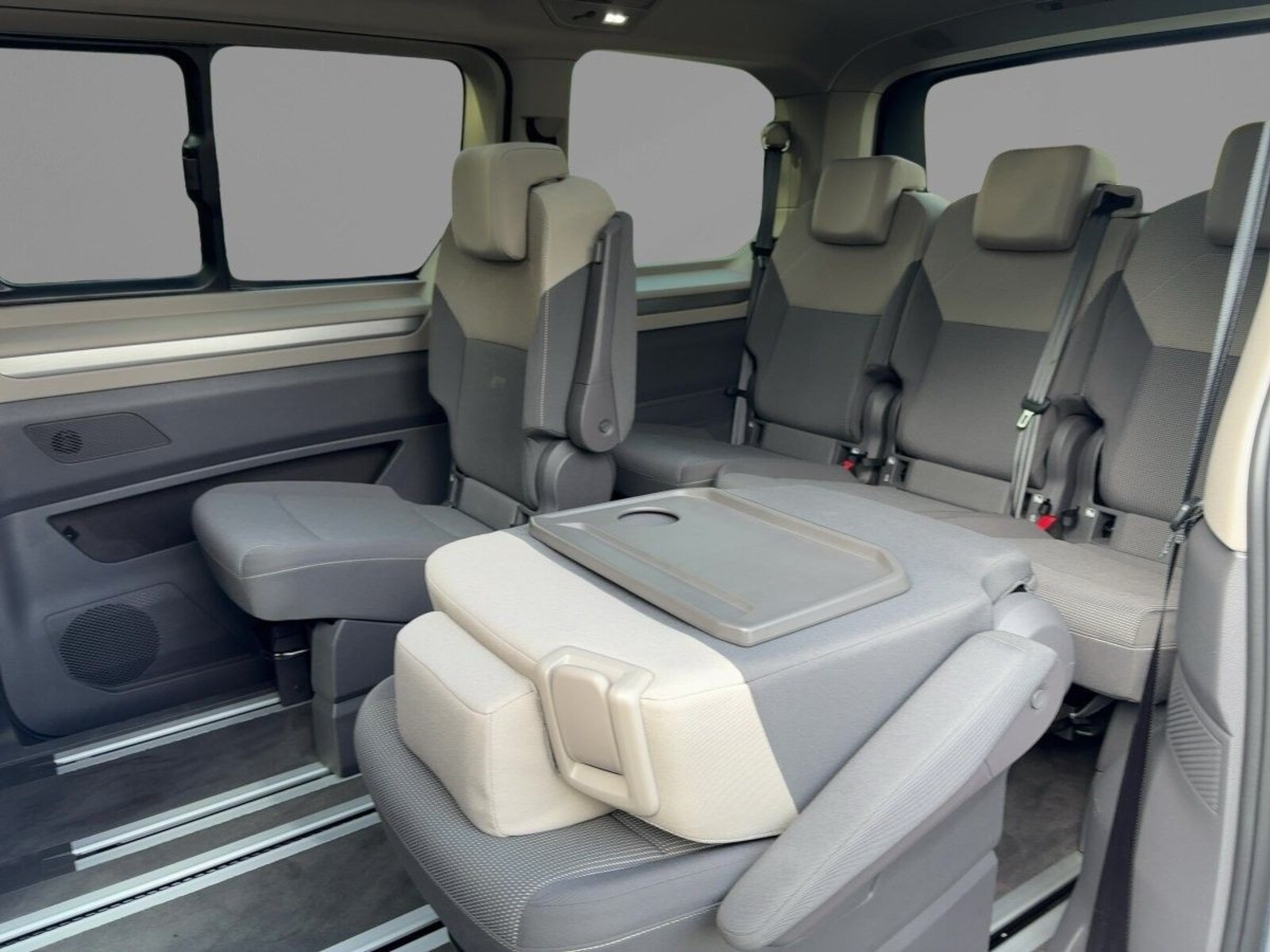 Volkswagen Multivan – Bild 7