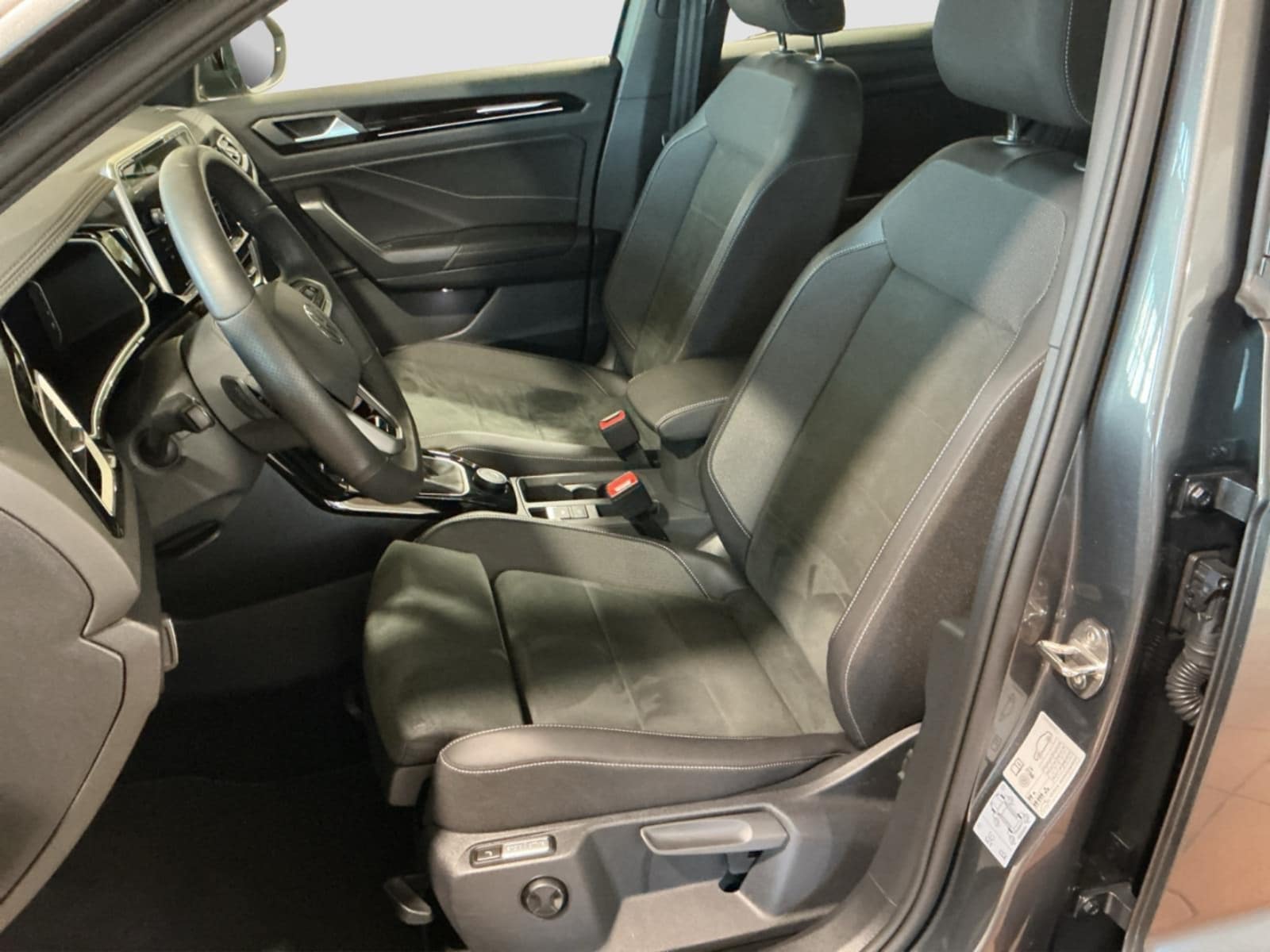 Volkswagen T-Roc – Bild 10