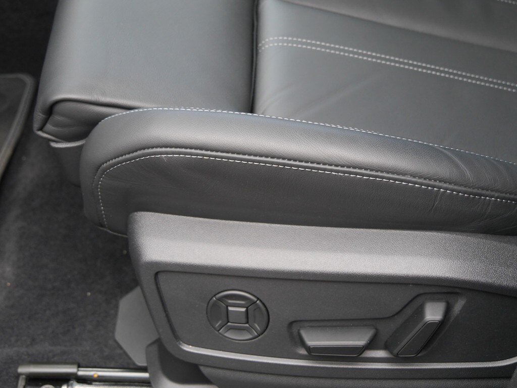 Image about Audi Q5 SUV TDI quattro 150 kW S tronic