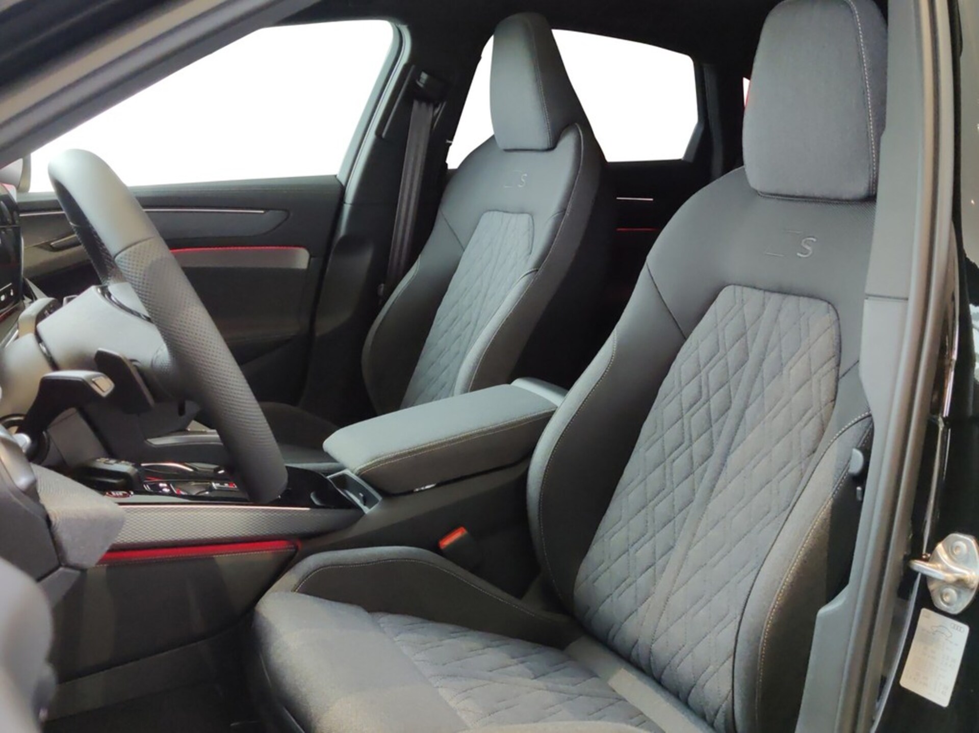 Audi A6 Limousine edition one