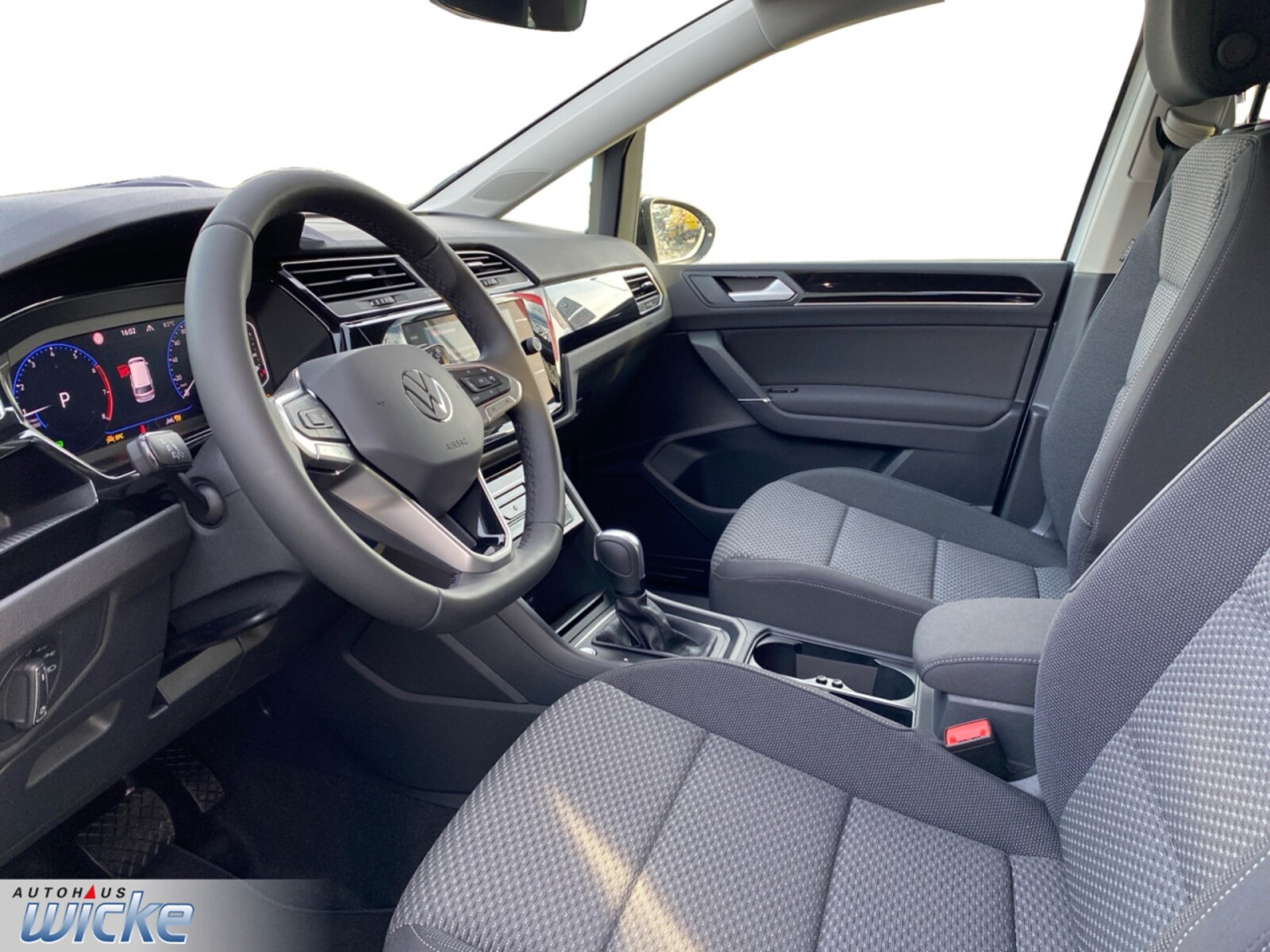 Volkswagen Touran – Bild 8