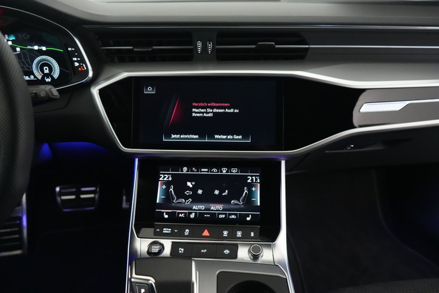 Bild über Audi A6 Avant advanced 45 TFSI quattro S tronic - für weitere Informationen kontaktieren Sie den Audi Partner