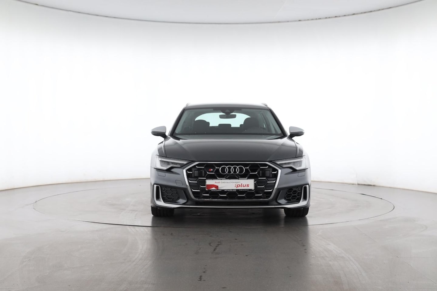 Bild über Audi S6 Avant TDI quattro tiptronic - für weitere Informationen kontaktieren Sie den Audi Partner