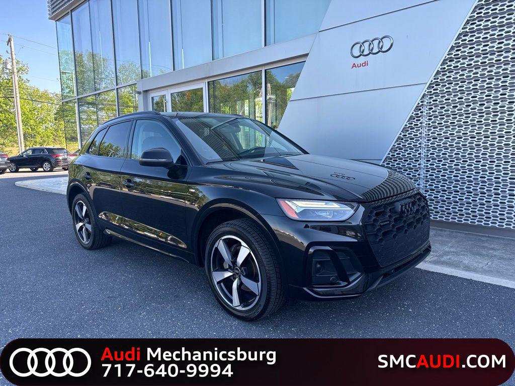 2023 Audi Q5 45 Premium Plus's photo