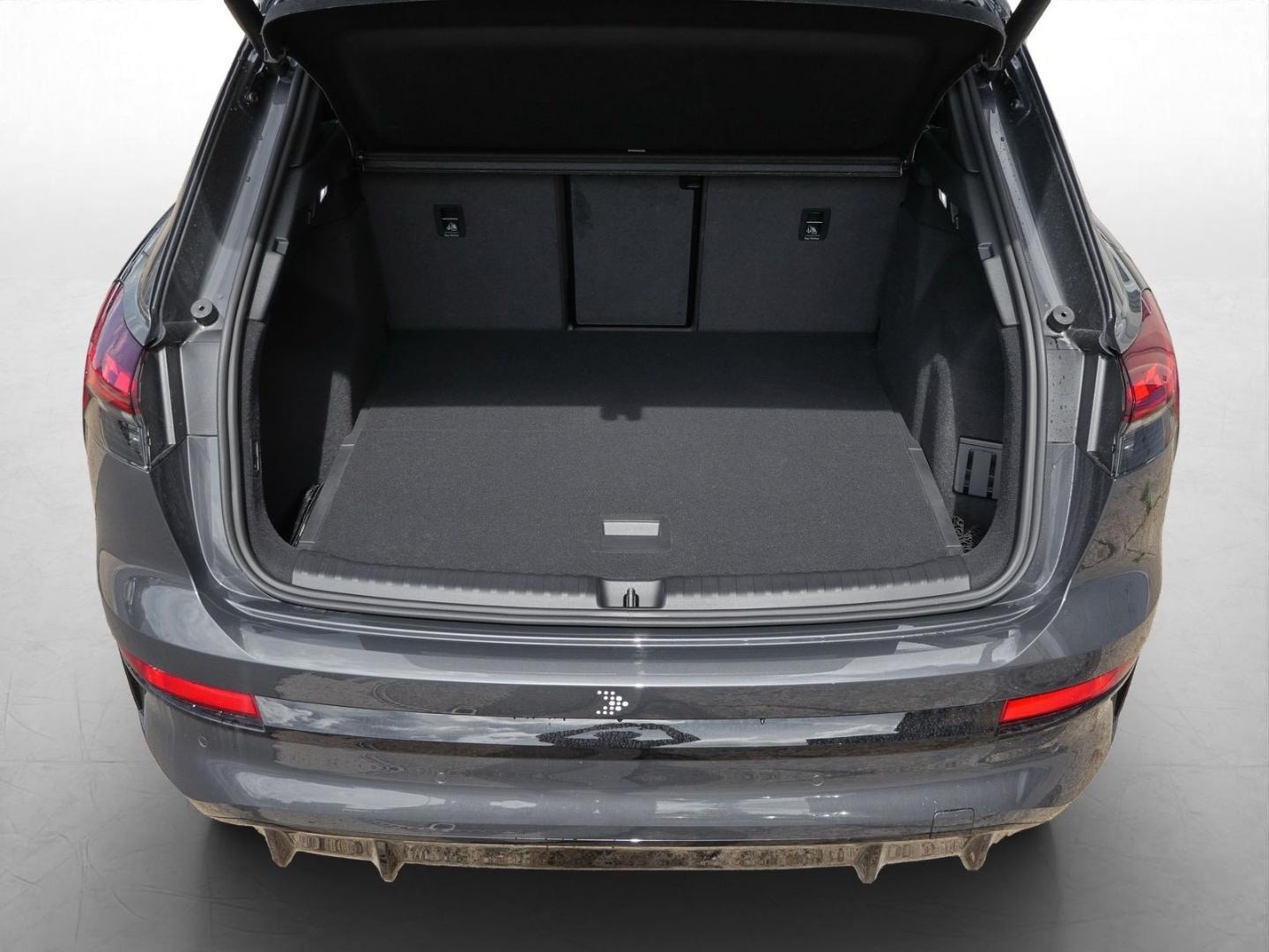 Bild über Audi Q4 SUV e-tron e-tron quattro 220 kW - für weitere Informationen kontaktieren Sie den Audi Partner