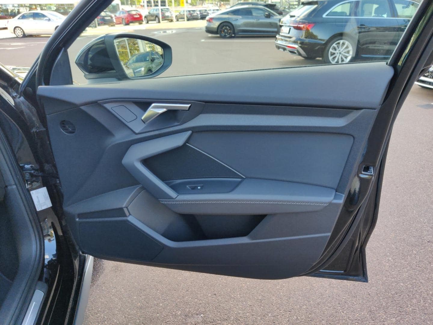Bild über Audi A3 Sportback S line 40 TFSI quattro S tronic - für weitere Informationen kontaktieren Sie den Audi Partner