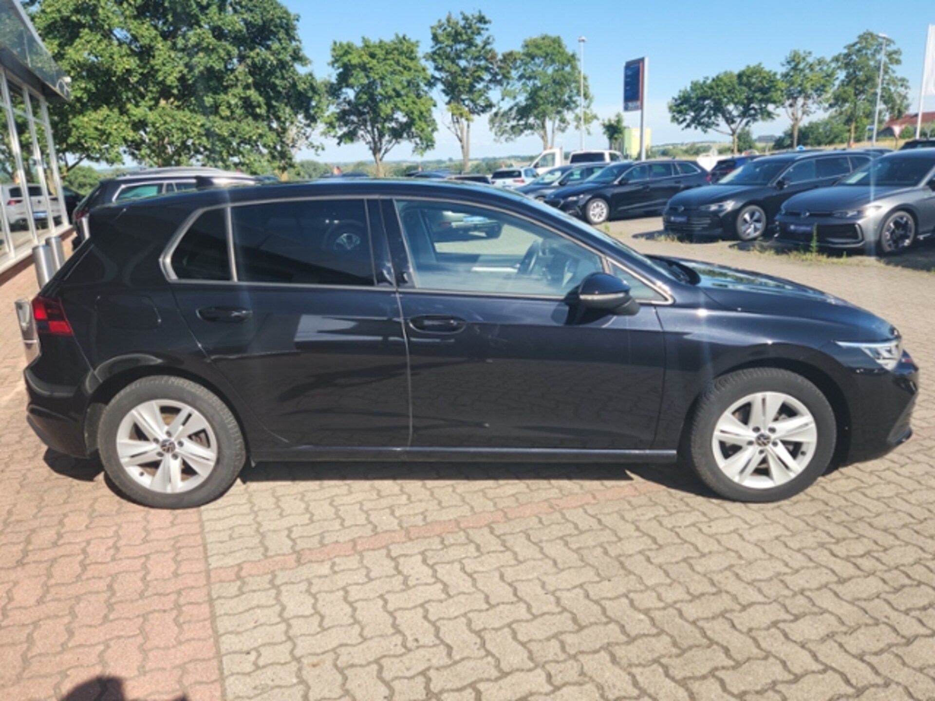 Volkswagen Golf Life