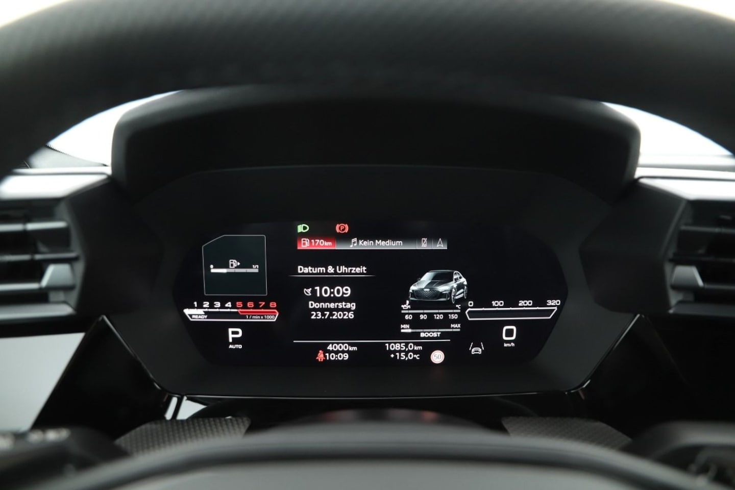 Bild über Audi RS 3 Limousine TFSI quattro 294 kW S tronic - für weitere Informationen kontaktieren Sie den Audi Partner