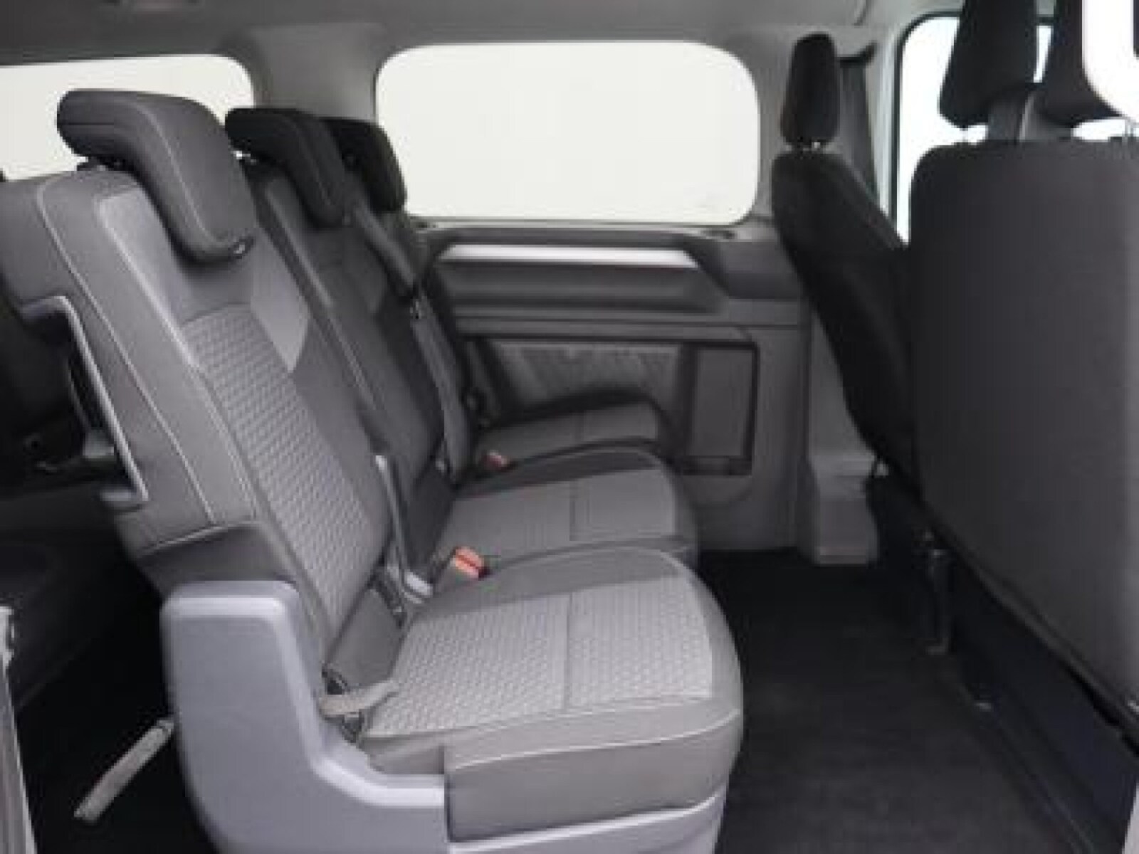 Volkswagen Caravelle – Bild 4