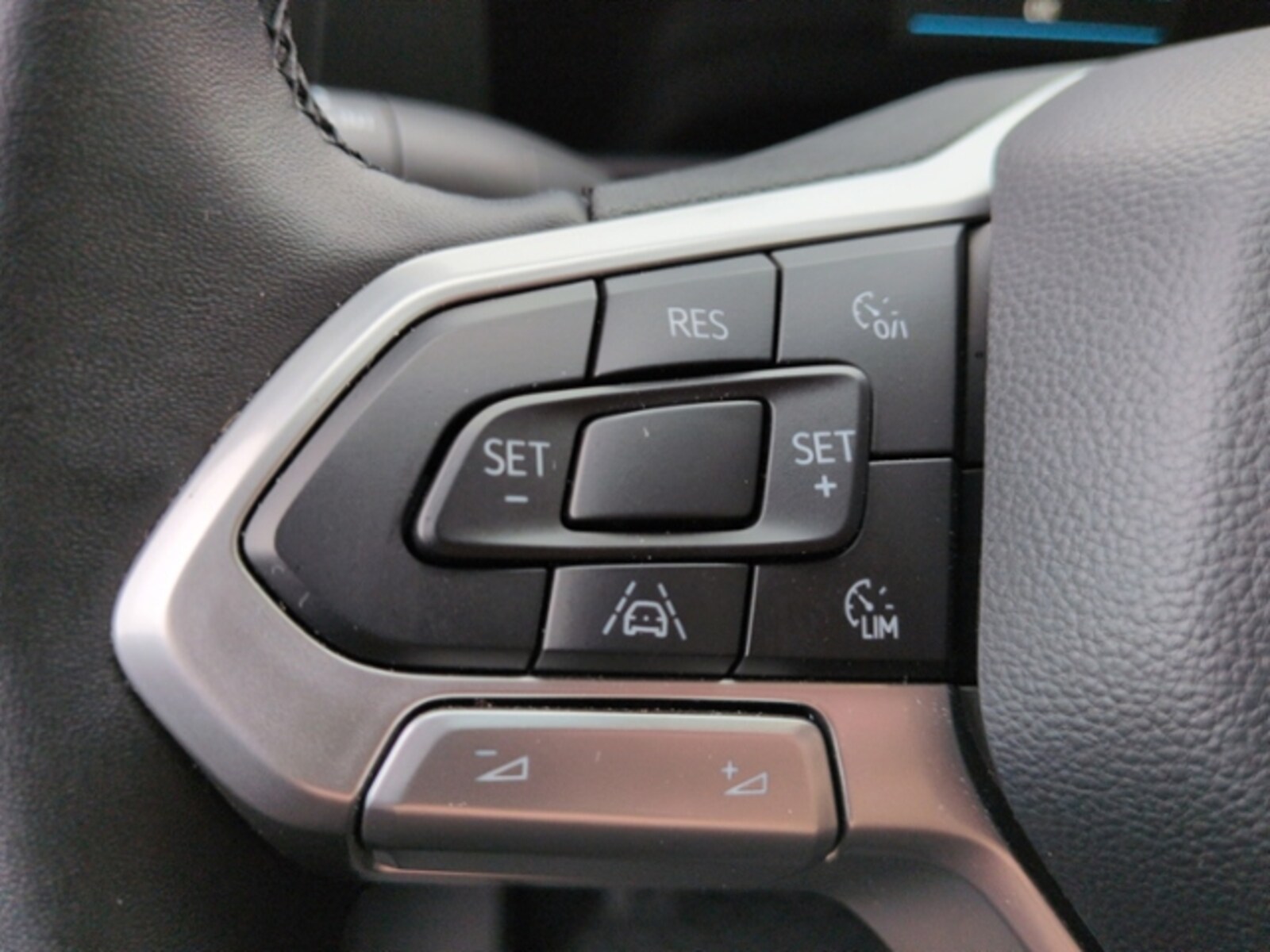 Volkswagen Transporter Kasten kurzer Radstand – Bild 21