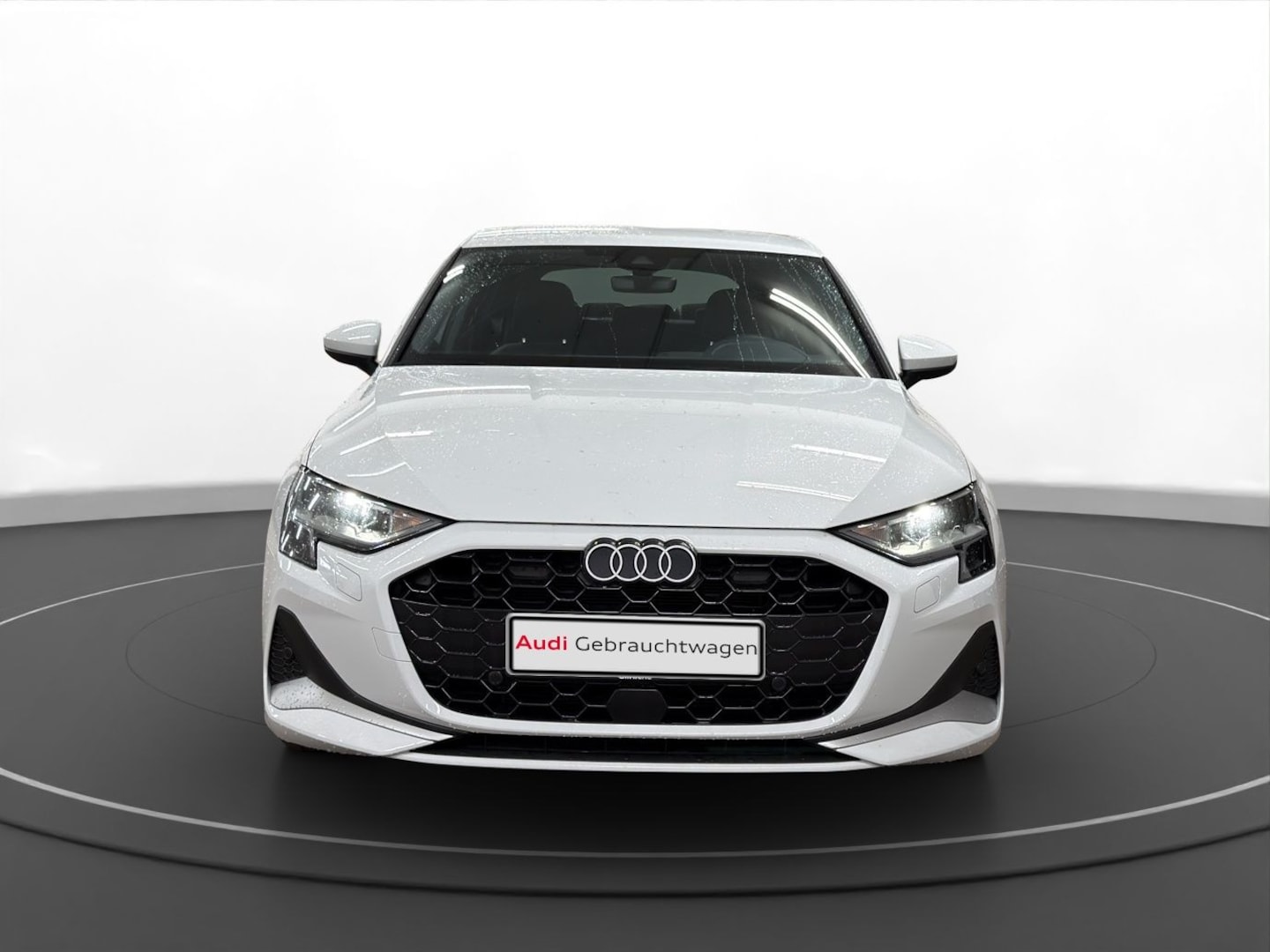Bild über Audi A3 Sportback advanced 30 TDI Schaltgetriebe - für weitere Informationen kontaktieren Sie den Audi Partner