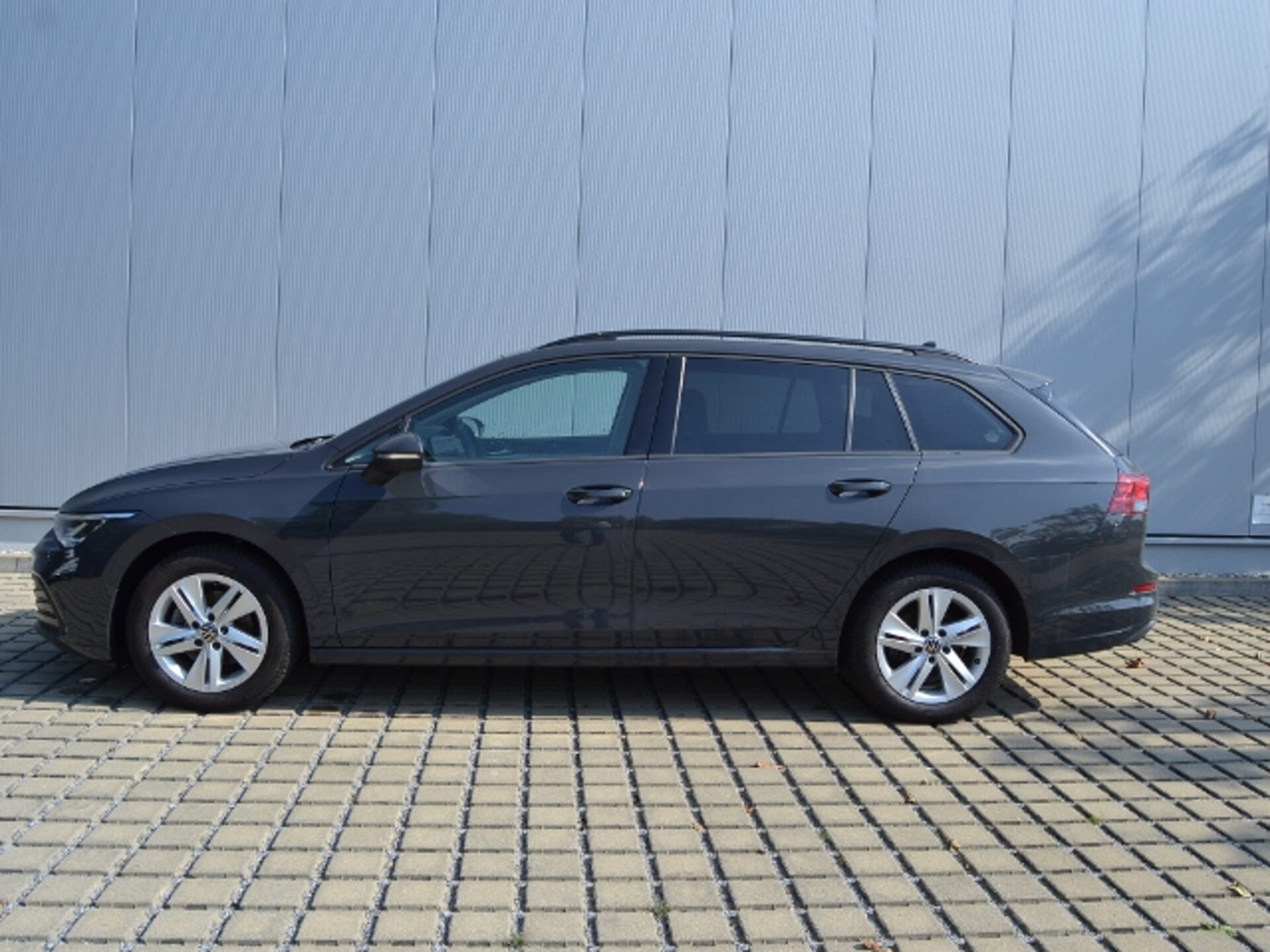 Volkswagen Golf Variant Life