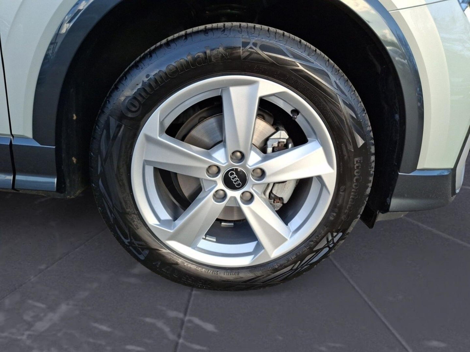 Audi Q2 S line