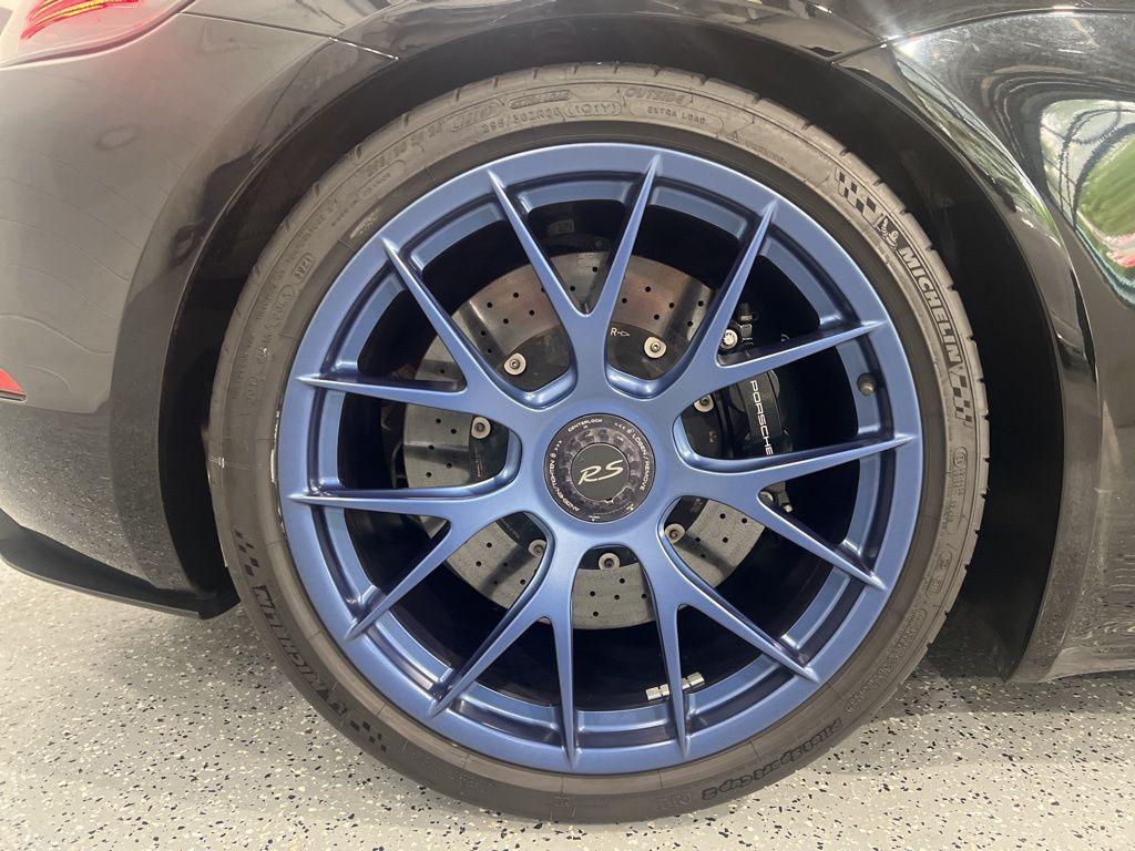 2024 Porsche 718 GT4 RS - Photo 13