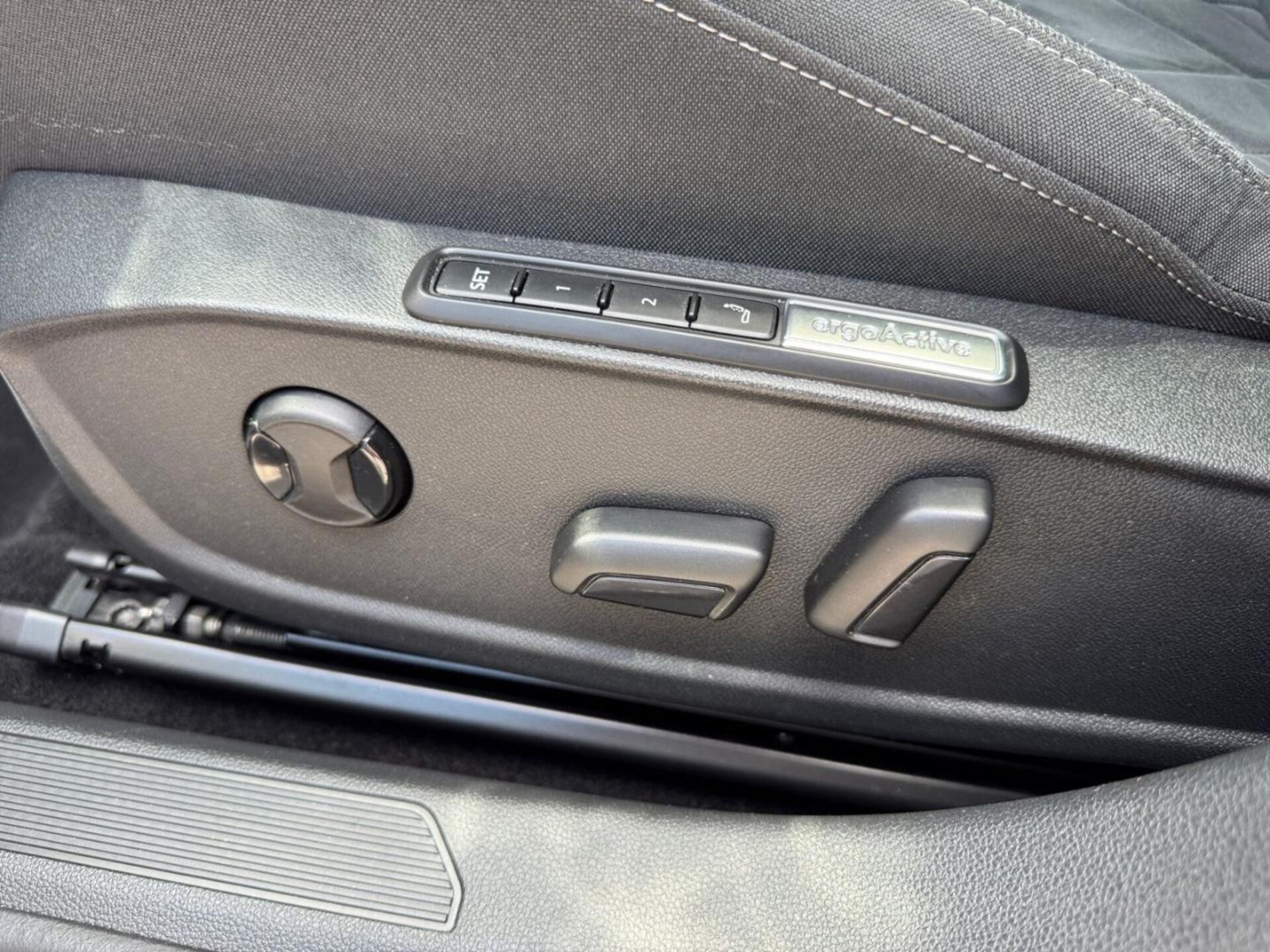 Volkswagen Golf Style