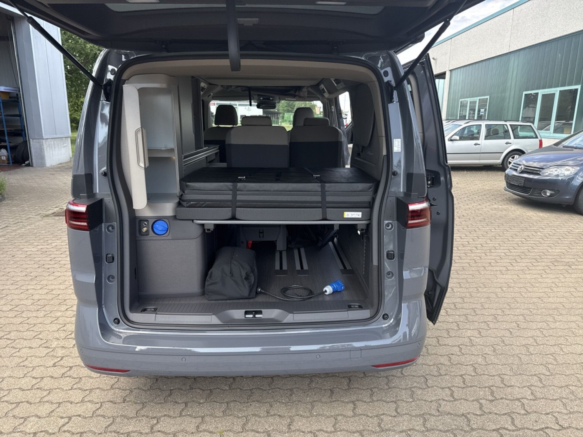 Volkswagen California Coast
