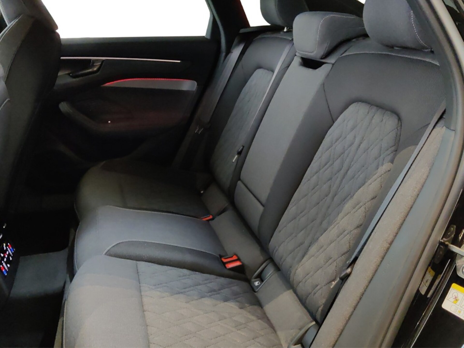 Audi A6 Limousine edition one