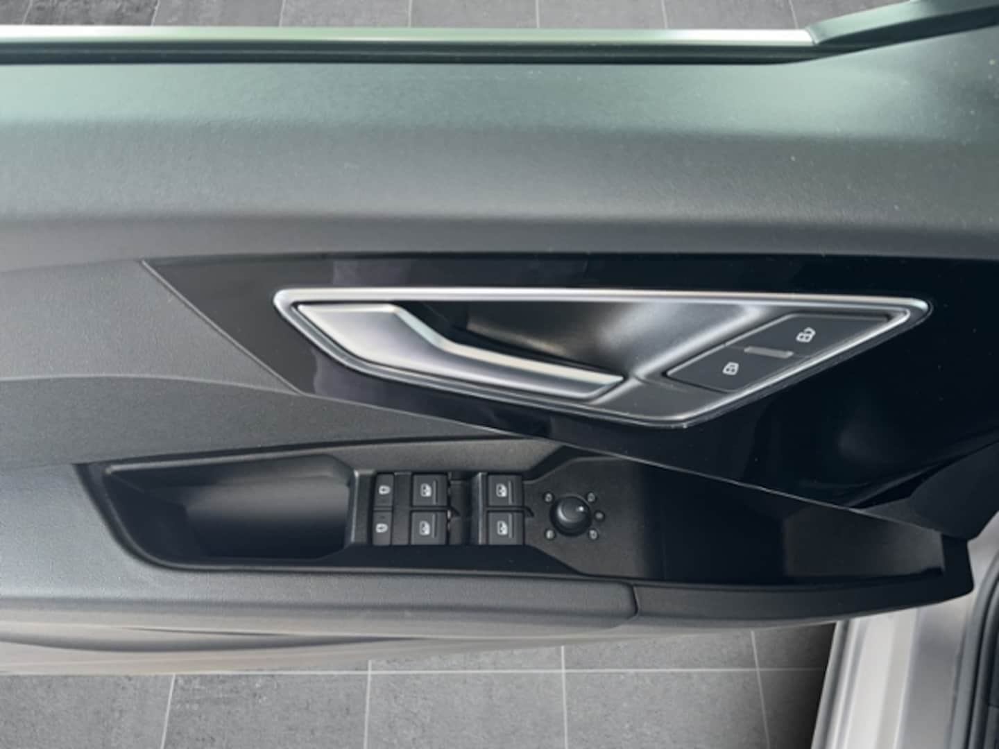 Bild über Audi Q4 e-tron 45 e-tron quattro - für weitere Informationen kontaktieren Sie den Audi Partner
