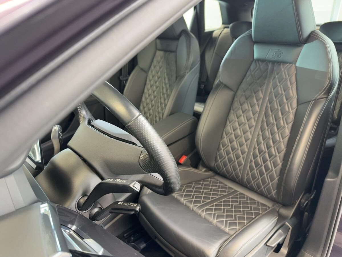 Image about Audi Q4 e-tron 40 e-tron