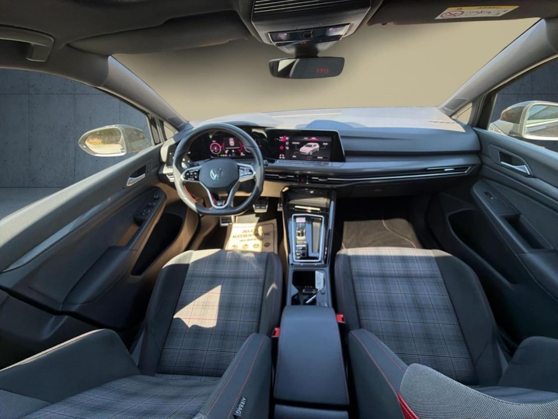 Volkswagen Golf GTI