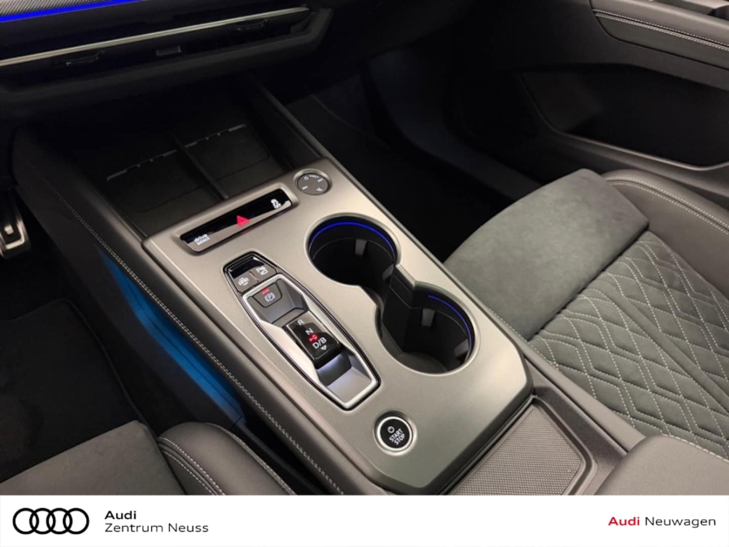 Bild über Audi Q4 SUV e-tron e-tron quattro performance 250 kW - für weitere Informationen kontaktieren Sie den Audi Partner