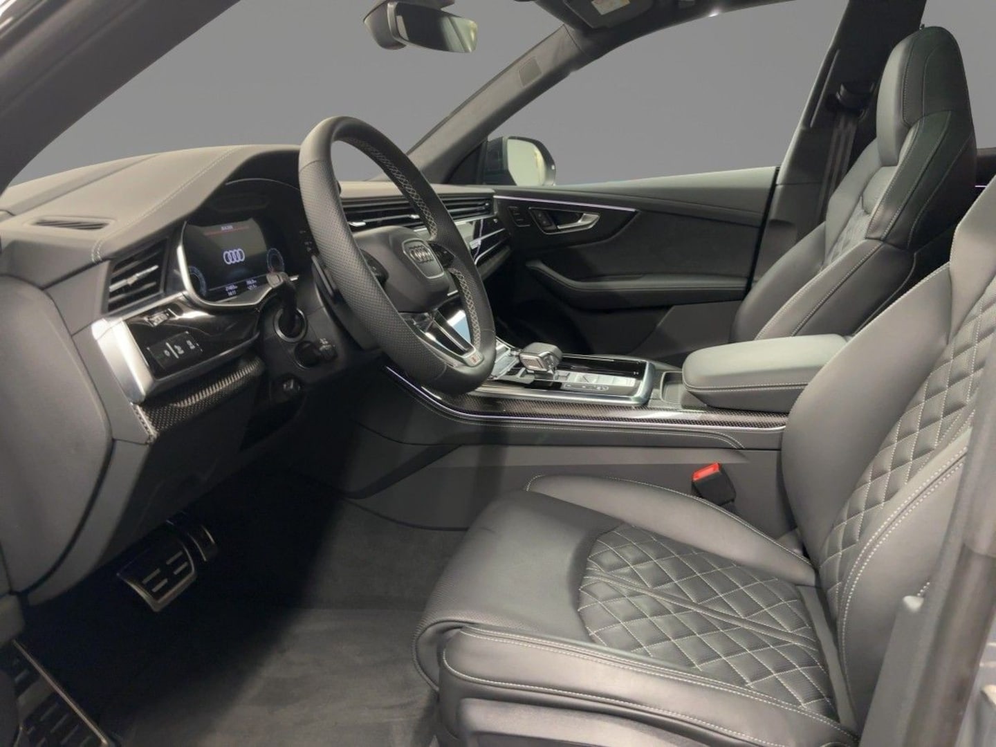 Bild über Audi SQ8 TFSI quattro tiptronic - für weitere Informationen kontaktieren Sie den Audi Partner