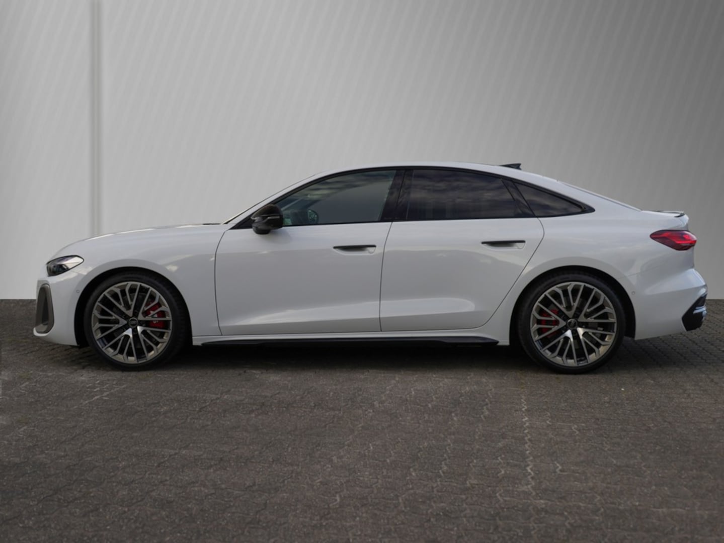Bild über Audi S5 Limousine edition one TFSI 270 kW S tronic - für weitere Informationen kontaktieren Sie den Audi Partner
