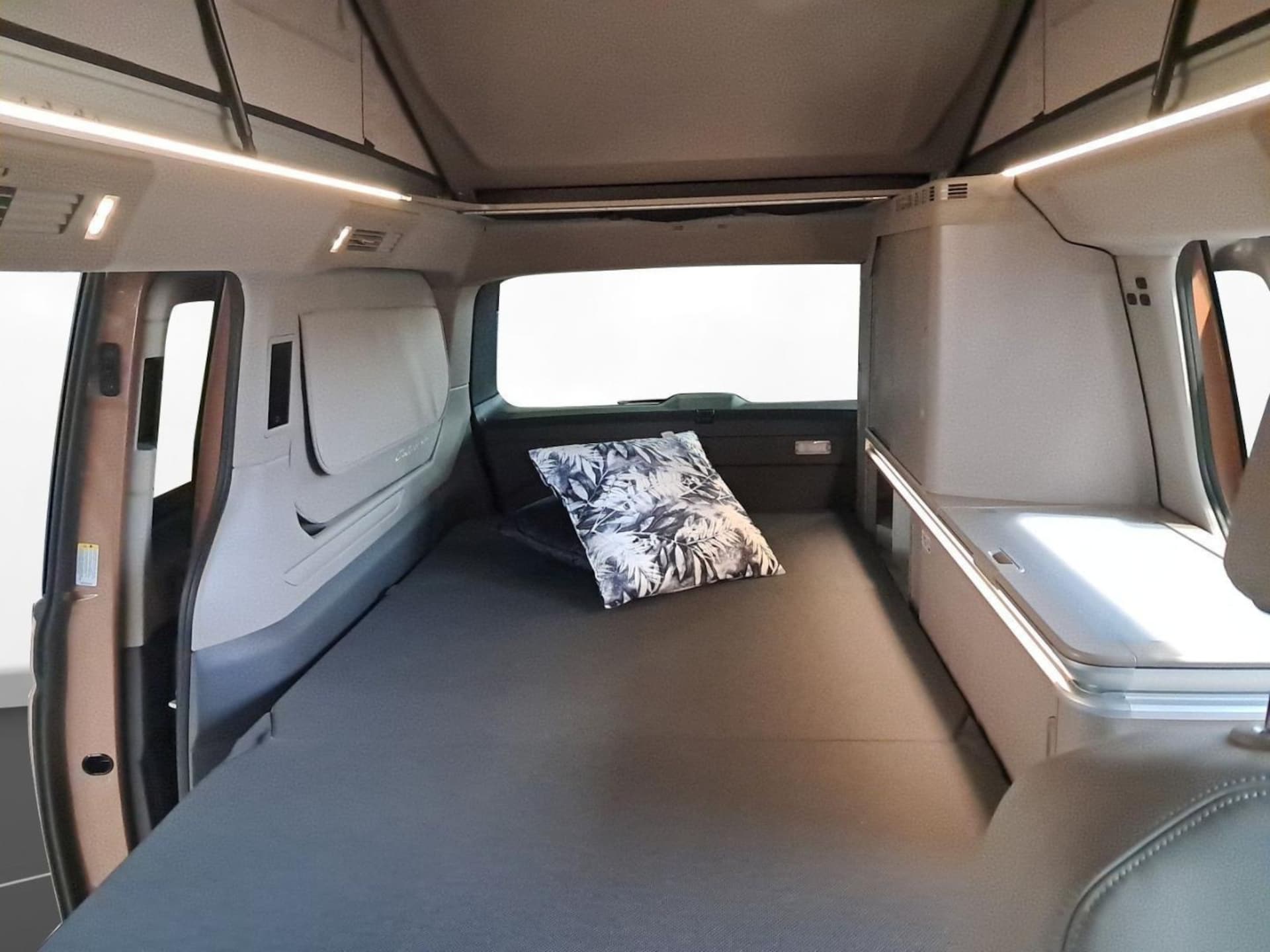 Volkswagen California Coast